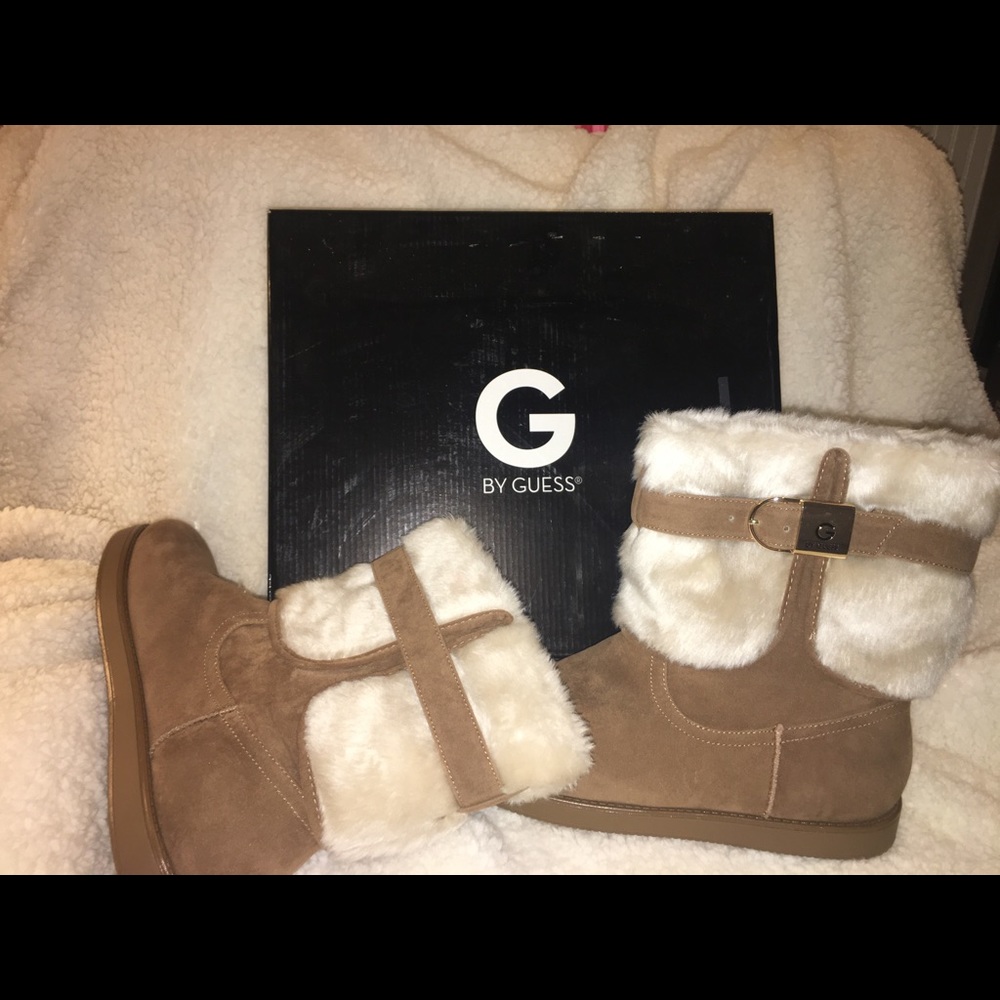 NWT G by Guess Addalyn Boots